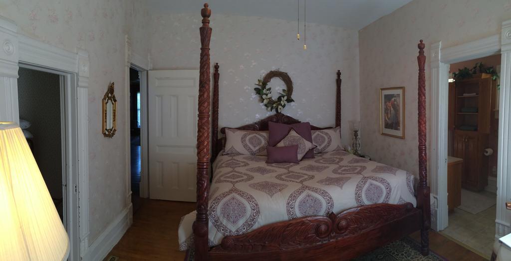 Grand Avenue Bed And Breakfast Carthage Δωμάτιο φωτογραφία