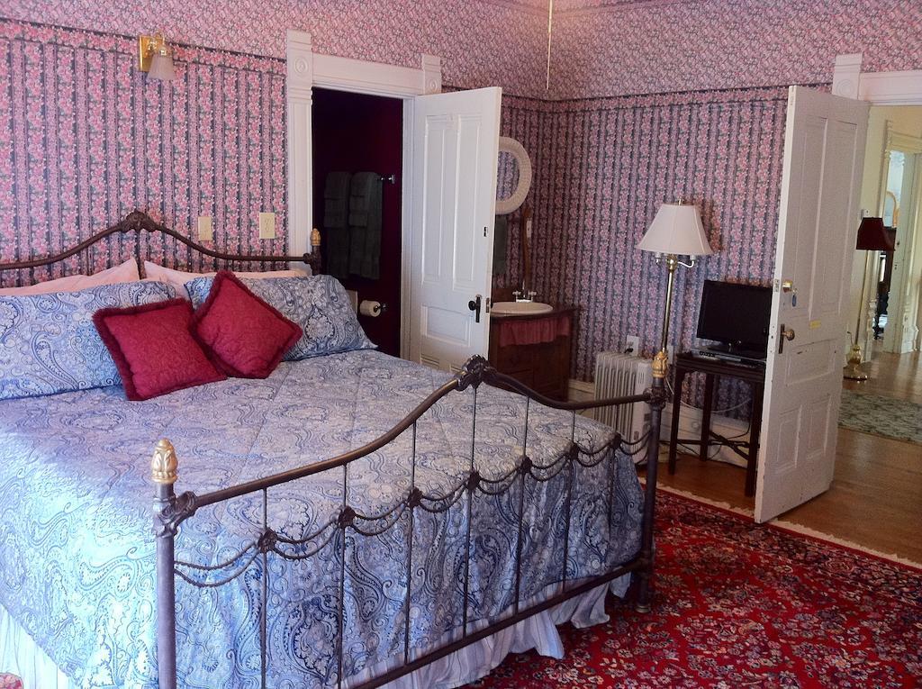 Grand Avenue Bed And Breakfast Carthage Εξωτερικό φωτογραφία