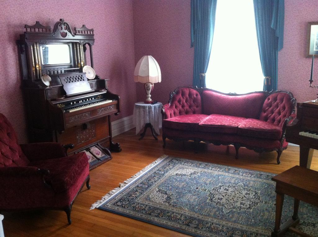Grand Avenue Bed And Breakfast Carthage Εξωτερικό φωτογραφία