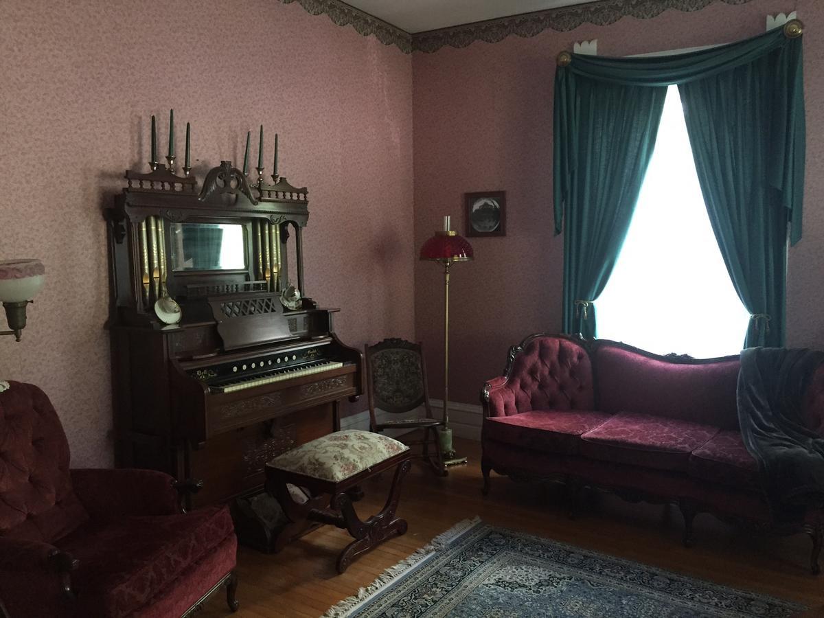 Grand Avenue Bed And Breakfast Carthage Εξωτερικό φωτογραφία